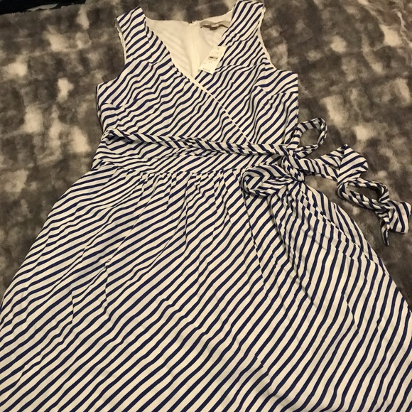 LOFT DRESS SIZE 6 - Picture 2 of 8